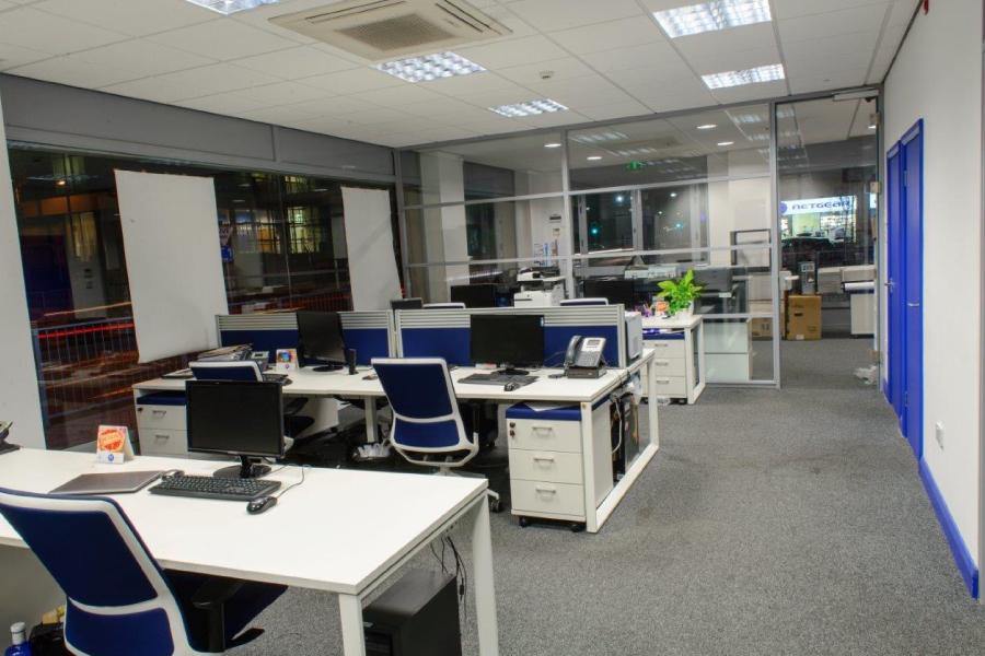 Buying IT in Gibraltar for your business! - netgear-gi